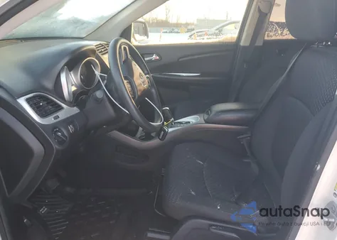 2018 Dodge Journey Se z USA, uszkodzony, nr VIN 3C4PDCAB4JT519805